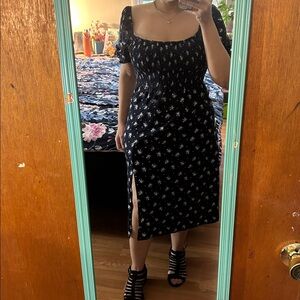 Nine Britton Black and White Floral Midi Dress